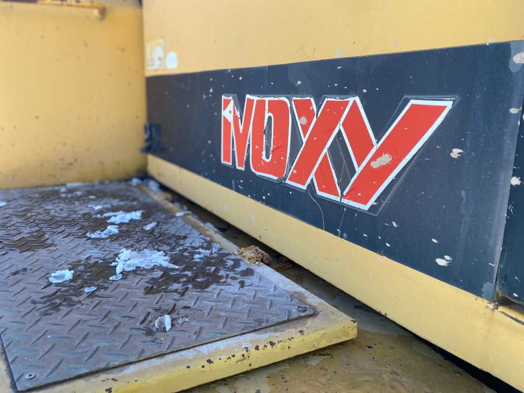 1997 MOXY MT-30 - Image 26